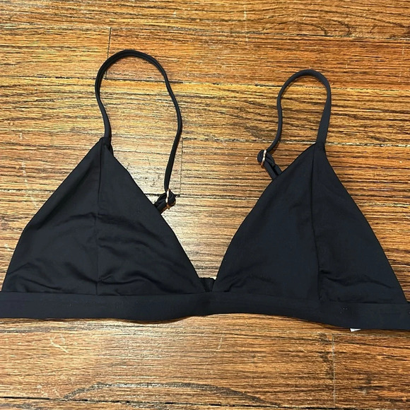 Cotton On triangle bikini top - Picture 2 of 3